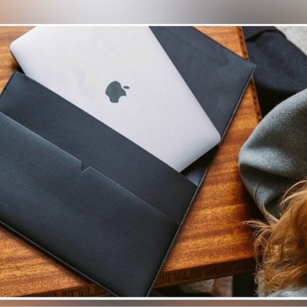 Von Holzhausen The iPad Portfolio Leather Reinvented Case 12.9 Inches Black